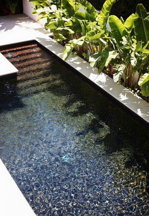20 spettacolari “mini-piscine”: ecco come avere una piccola oasi in casa (Fotogallery)
