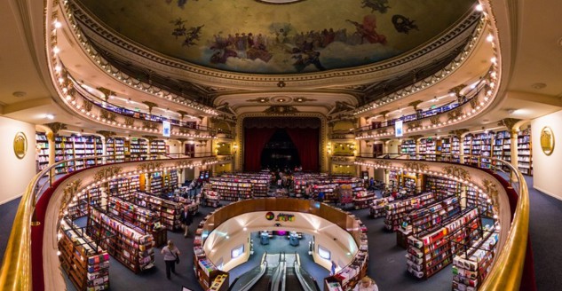 Un teatro del XIX secolo trasformato in una libreria spettacolare a Buenos Aires