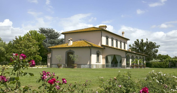 Esta casa de campo está à venda nos arredores de Roma